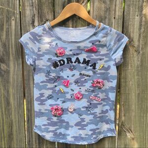 Girl’s Blue Camo Graphic T-Shirt Sz L 10/12